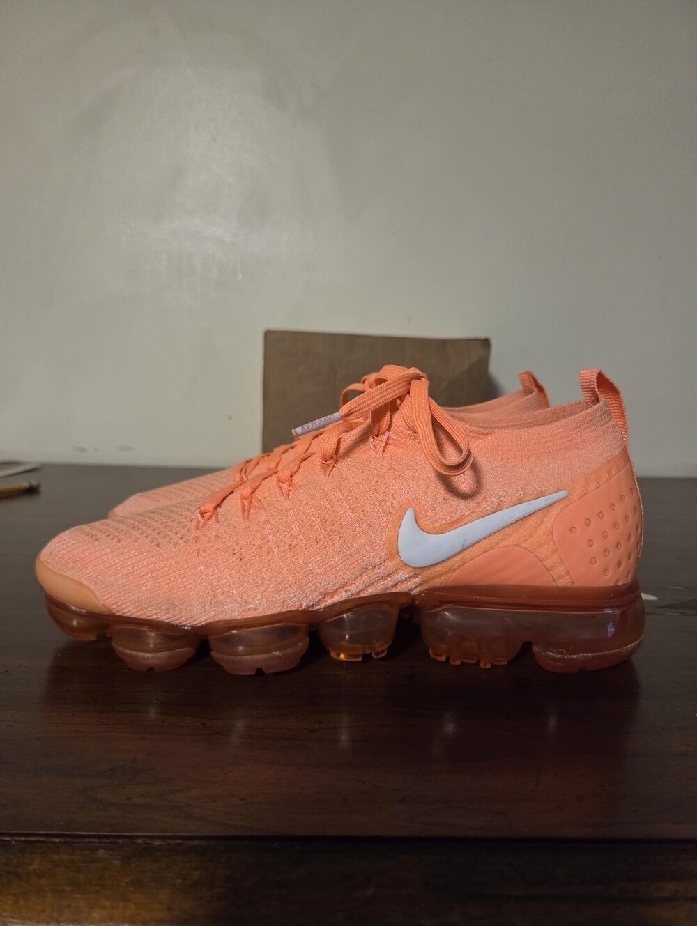 Nike Air Vapormax Flyknit 2 Crimson Pulse Running Shoe Women's Sz 7.5 Worn Once